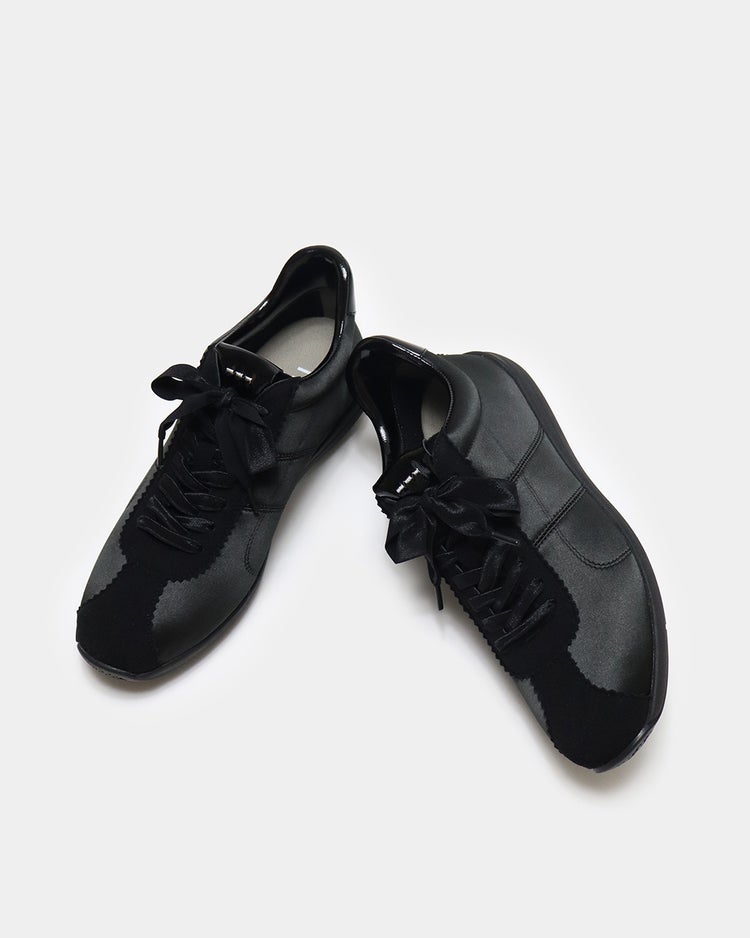 サテンソフトフラットスニーカー620 詳細画像 ブラック&times;ブラック 6