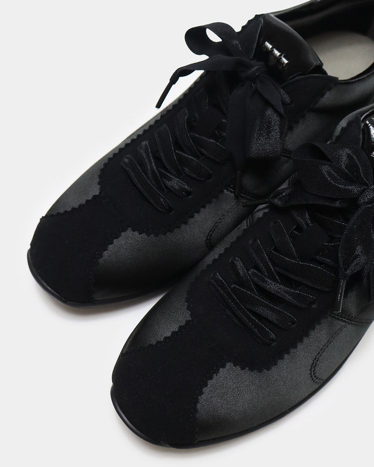 サテンソフトフラットスニーカー620 詳細画像 ブラック&times;ブラック 8