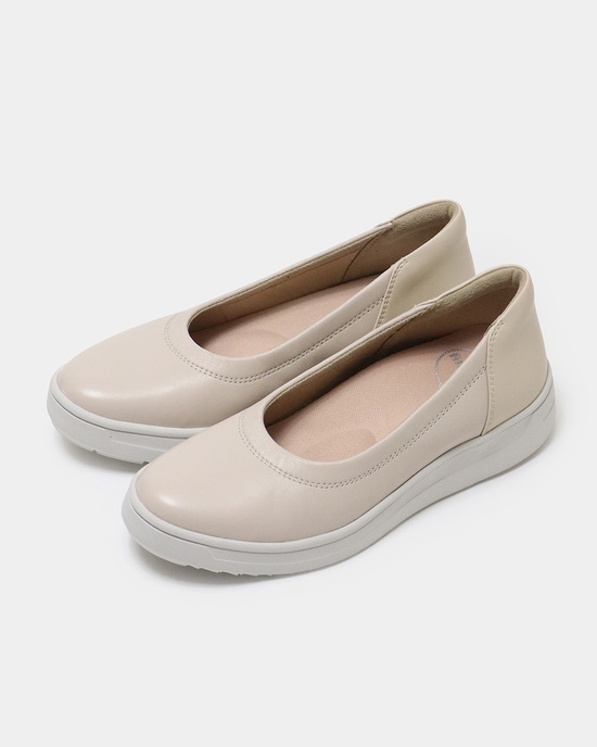 レザーバレエスニーカーLITE601