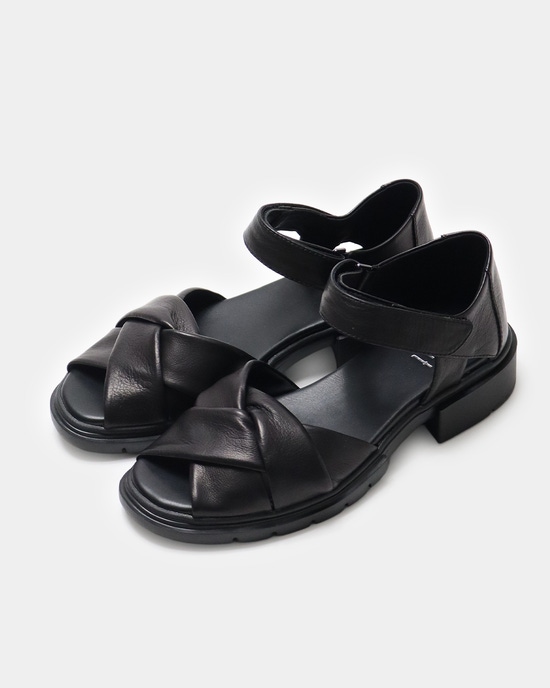 ソフトレザーフレックスサンダル210