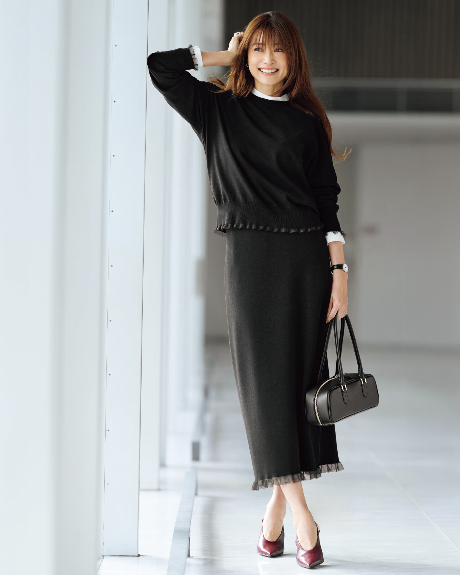 シアーフリル・クルーネックニット