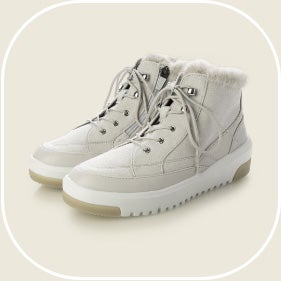 ハイカットファースニーカー [ライトグレー] ¥17,490税込