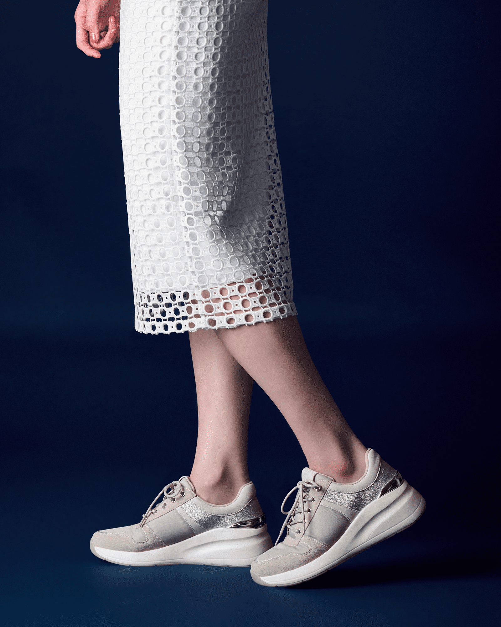 style up glitter sneakers