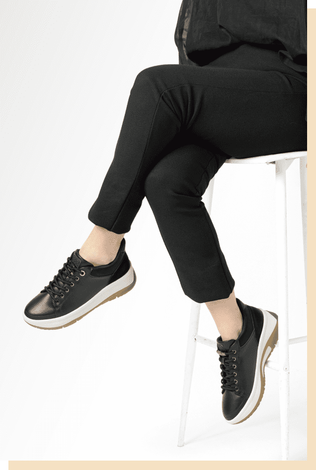 撥水ハンズフリースニーカー