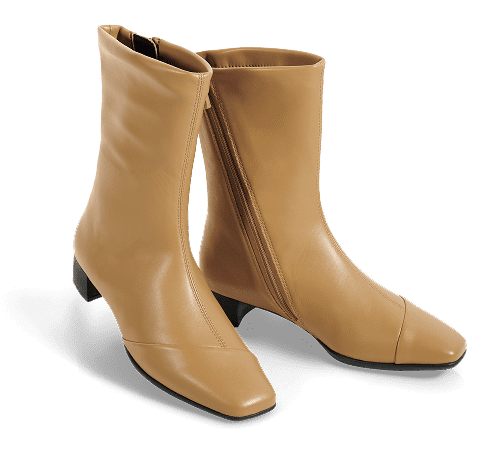 スクエアトゥヒールブーツ