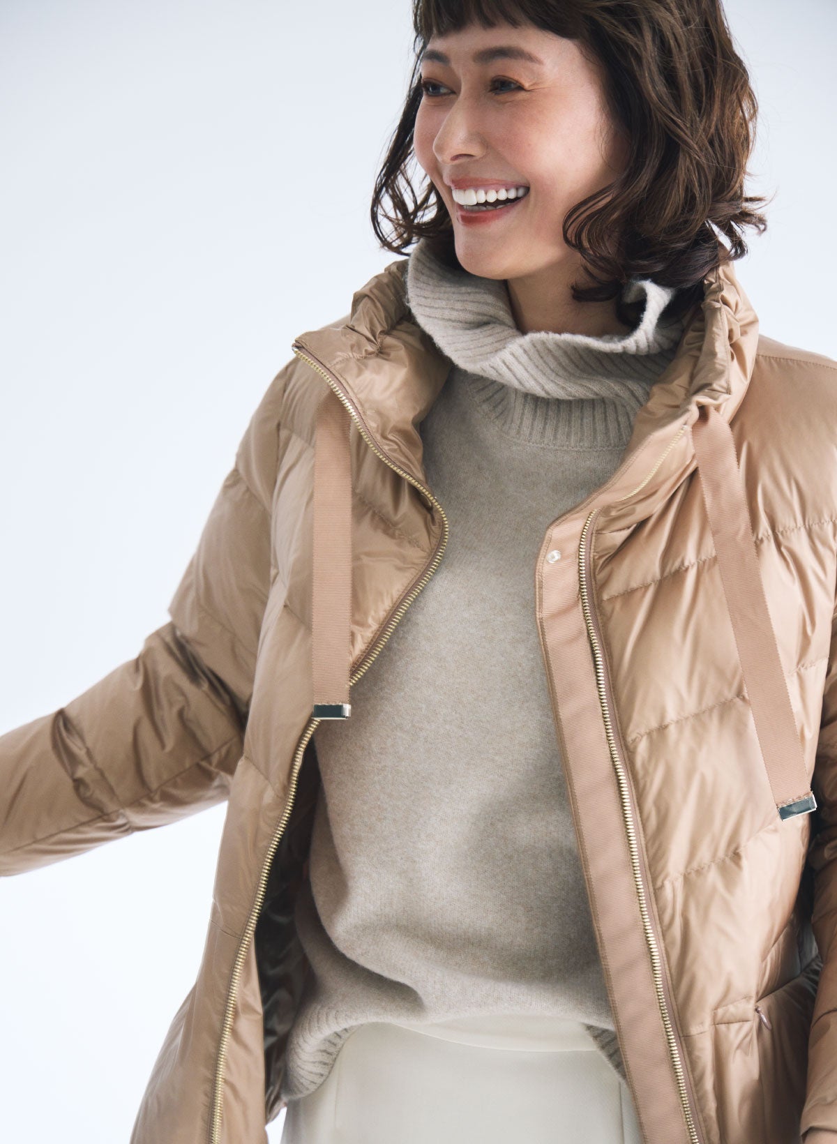 艶Airダウン・スタンドカラーコート