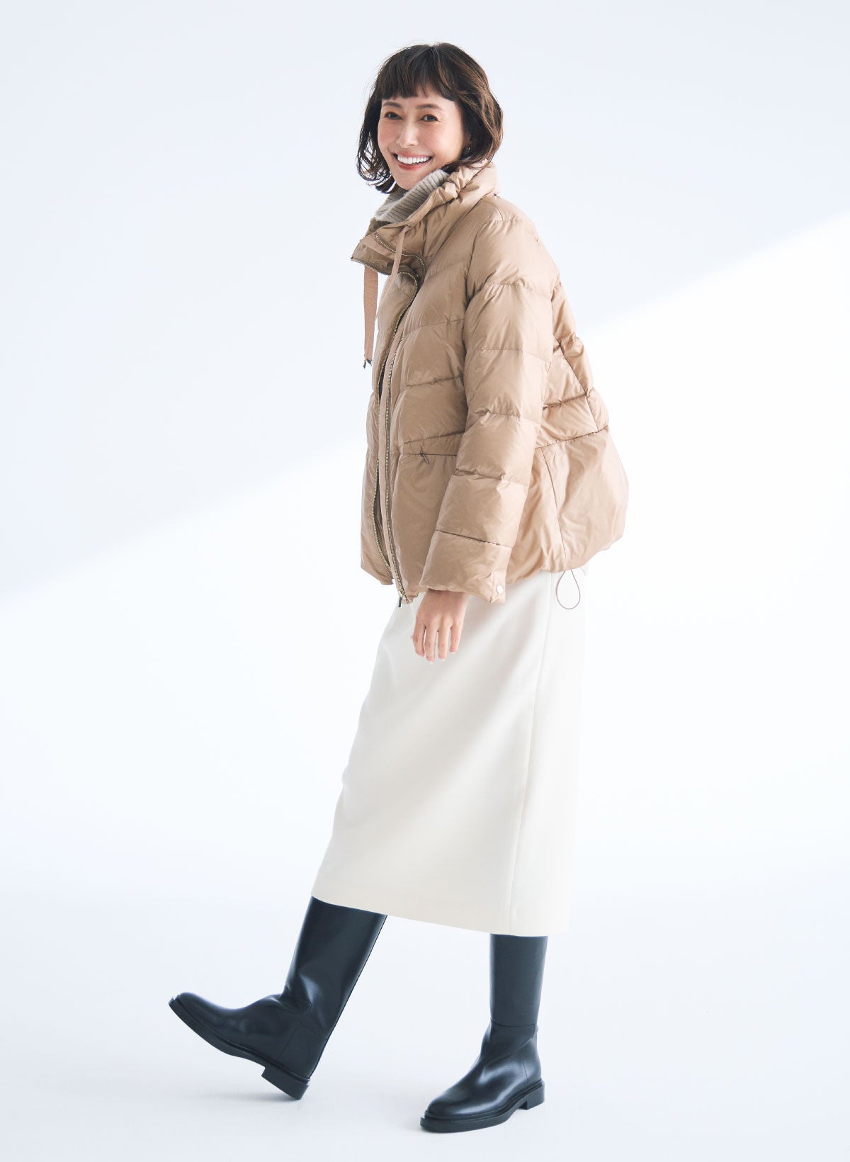 艶Airダウン・スタンドカラーコート